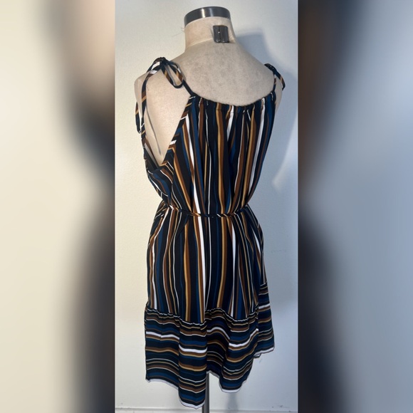 SHEIN Stripped Tie Shoulder Ruffle Hem Cami Dress - Picture 6 of 7